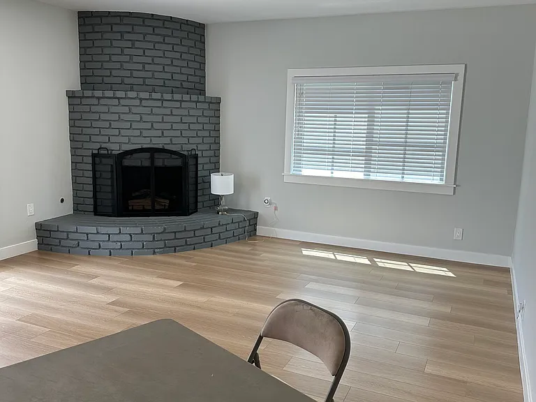 2125 Fidler Ave — Photo 12