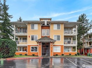 503 225th Lane NE #F101, Sammamish, WA