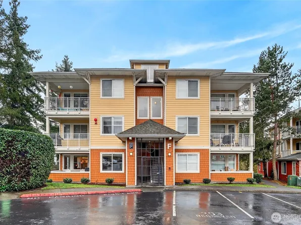 503 225th Lane NE #F101, Sammamish, WA 98074