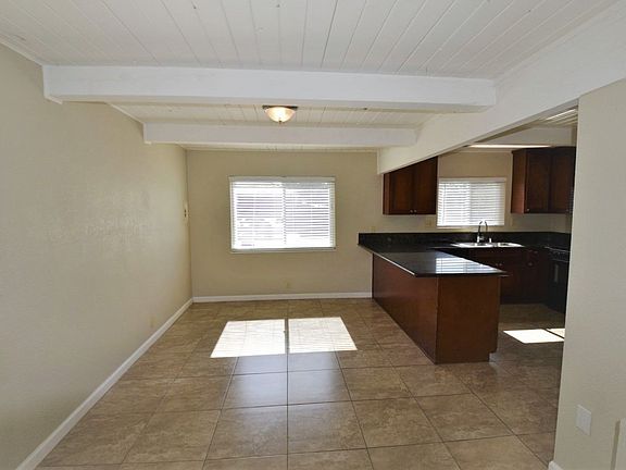 5th image of 3813 Jenkins Way