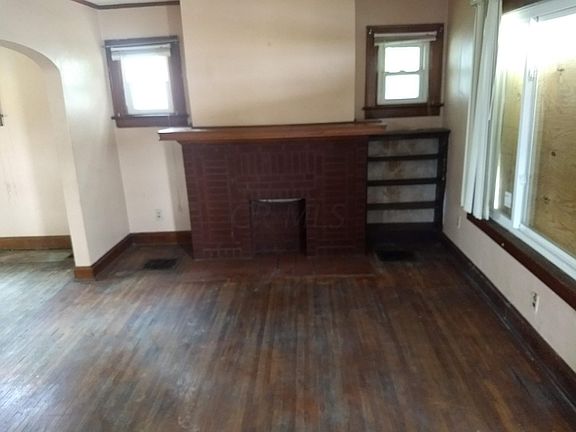 2nd image of 518 S Eureka Ave