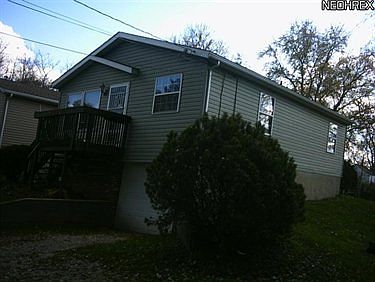 2nd image of 1240 Iona Ave