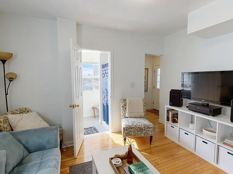 50 Derby St #3R — Photo 13