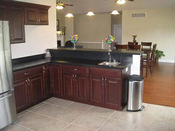 5th image of 2401 Aaron Ct