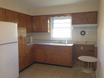 5th image of 255 Hudson Pl #2