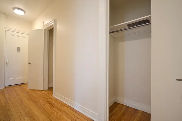 Rented by Silverstein Collection LLC  | media 10