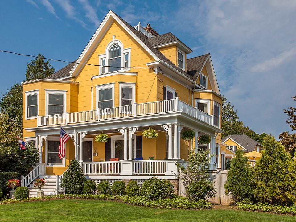 1st image of 211 Beach Ave