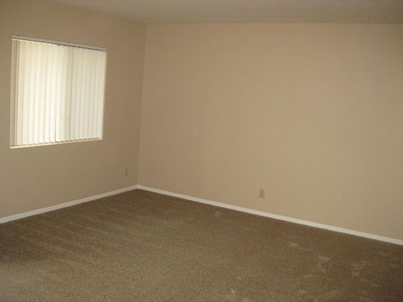 5th image of 501 S Shelton St APT 207