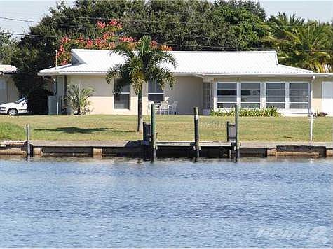 1st image of 21511 Edgewater Dr
