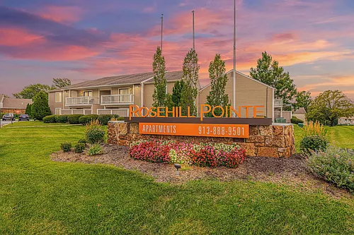 Rosehill Pointe Photo 1