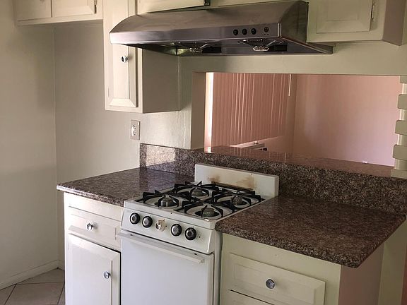 5th image of 816 S Marguerita Ave APT 1