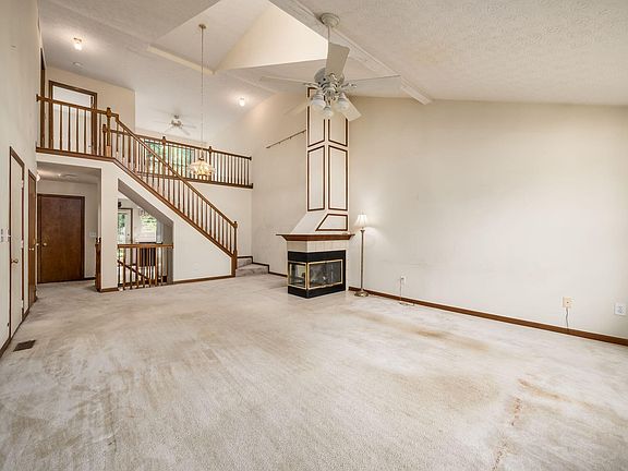 3rd image of 5665 Forest Grove Ave