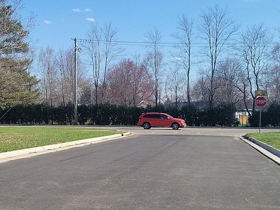 4th image of 8605 Indigo Ln