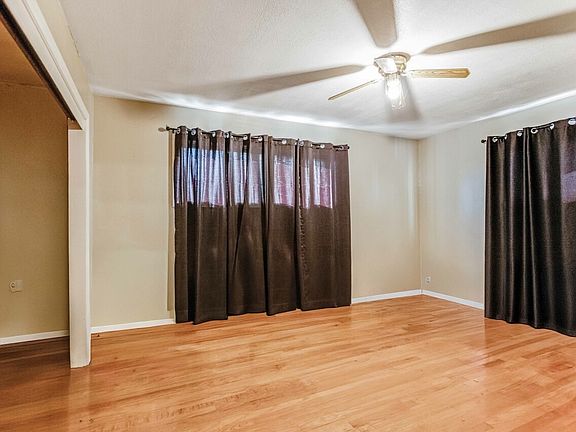 5th image of 1720 Calvin Dr