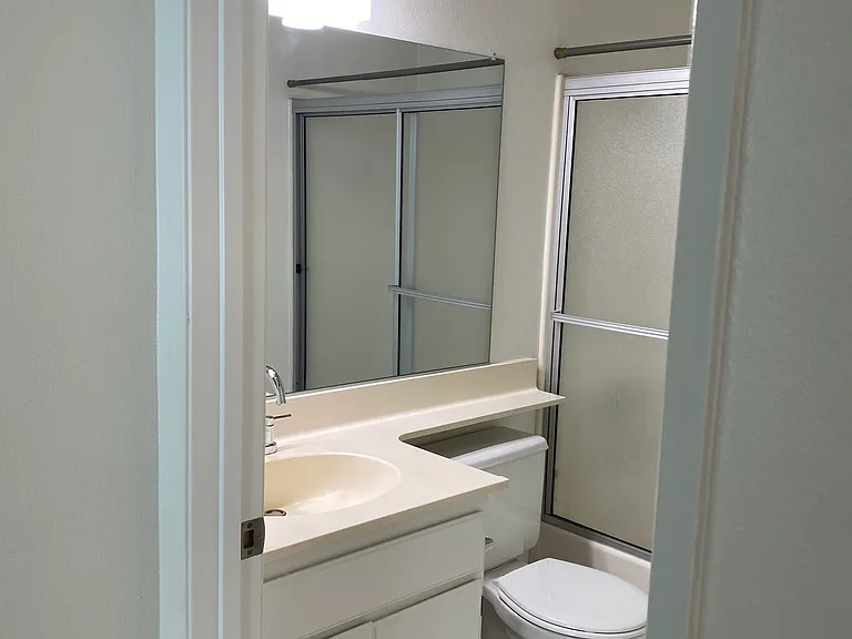 18252 Parkview Ln #205 — Photo 17