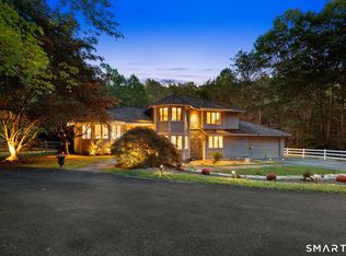 24 Roxbury Road, Woodbury, CT 06798