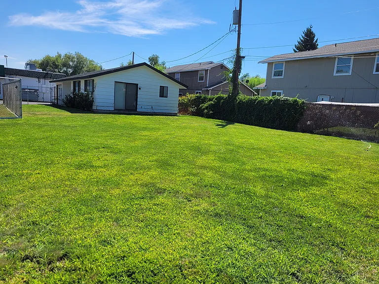 3010 Castlevale Rd #A — Photo 2