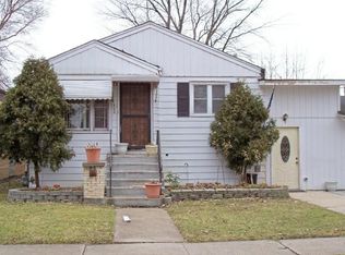 520 Emerald Ave, Chicago Heights, IL 60411