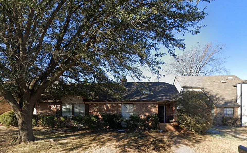 2nd image of 4460 Hulen Cir W