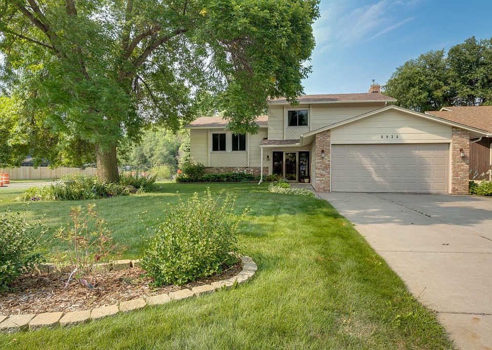1st image of 6924 Candlewood Cir N