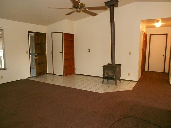 3rd image of 9396 Buffalo Ct