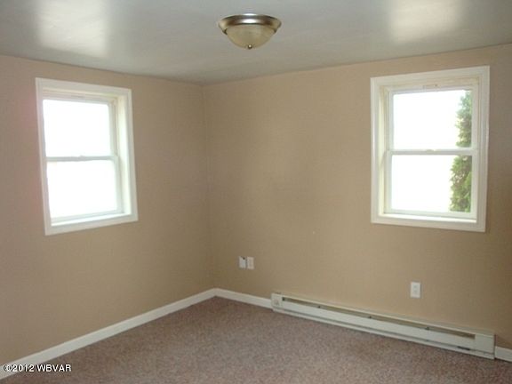 3rd image of 7 W 1st St