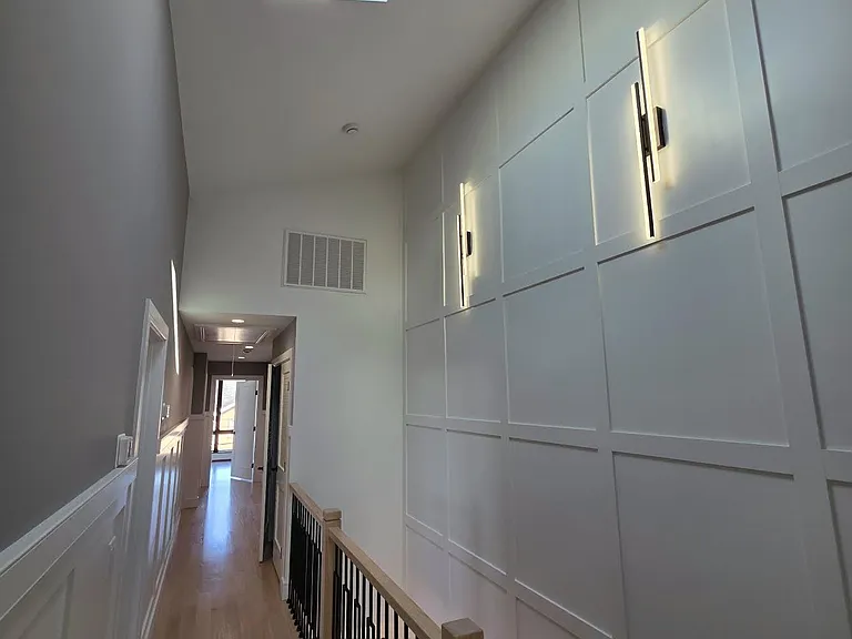 1047B Anderson Ave — Photo 16