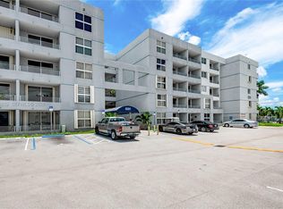 8201 NW 8th St #1204, Miami, FL 33126