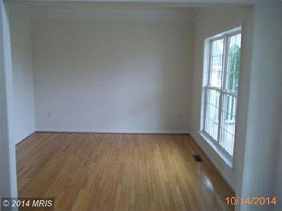 2nd image of 289 Equestrian Rd