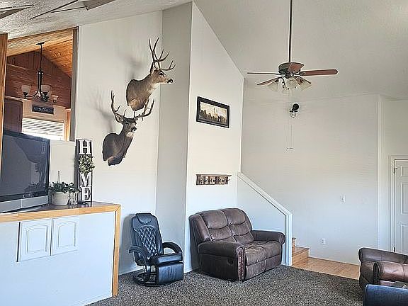 5th image of 120 S 100 W