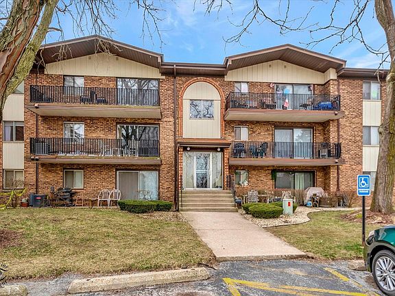 2nd image of 5221 James Ln APT 1509