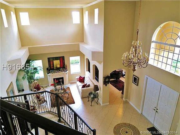 3rd image of 19485 N Coquina Way