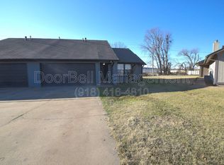1514 E 73rd Pl, Tulsa, OK 74136
