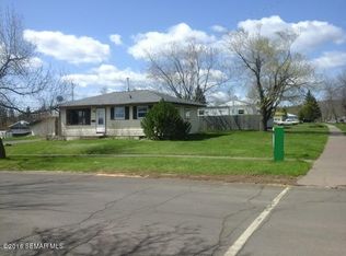 20 Green Ln, Silver Bay, MN 55614