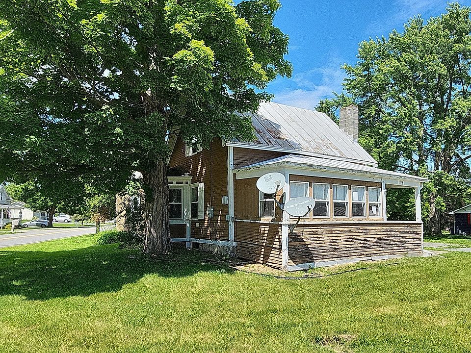 174 South St, Champlain, NY 12919 Zillow