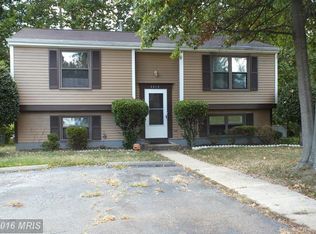 3213 Napper Rd, Alexandria, VA 22306