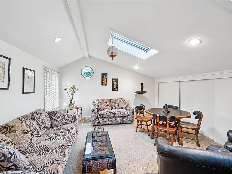 4 Ivy Pl — Photo 9