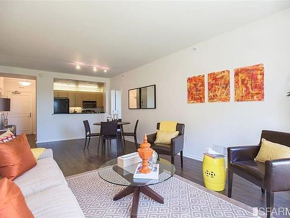 2nd image of 140 S Van Ness St #422