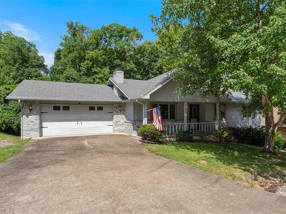 1st image of 5 Adams Ln