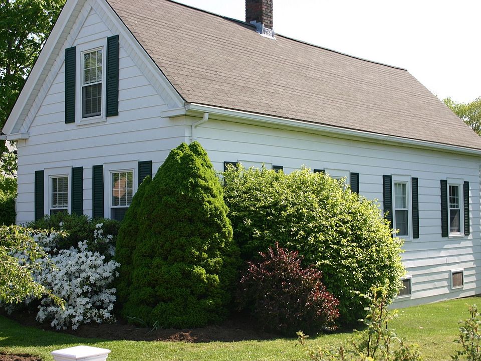 2nd image of 263 Plymouth St