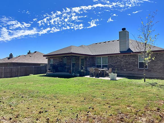 5th image of 1912 Pecan Creek St