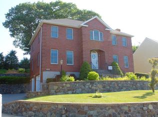 51 Walsh Ave, Stoneham, MA 02180