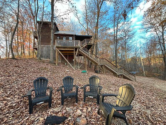 2nd image of 202 Getaways Rd