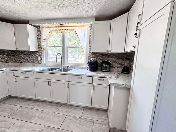 3rd image of 2503 7th St
