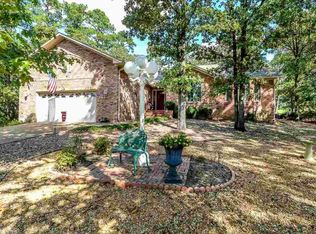 26 Magnifico Way, Hot Springs Village, AR 71909