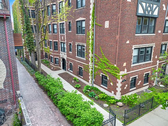 4th image of 650 W Wellington Ave #652-3