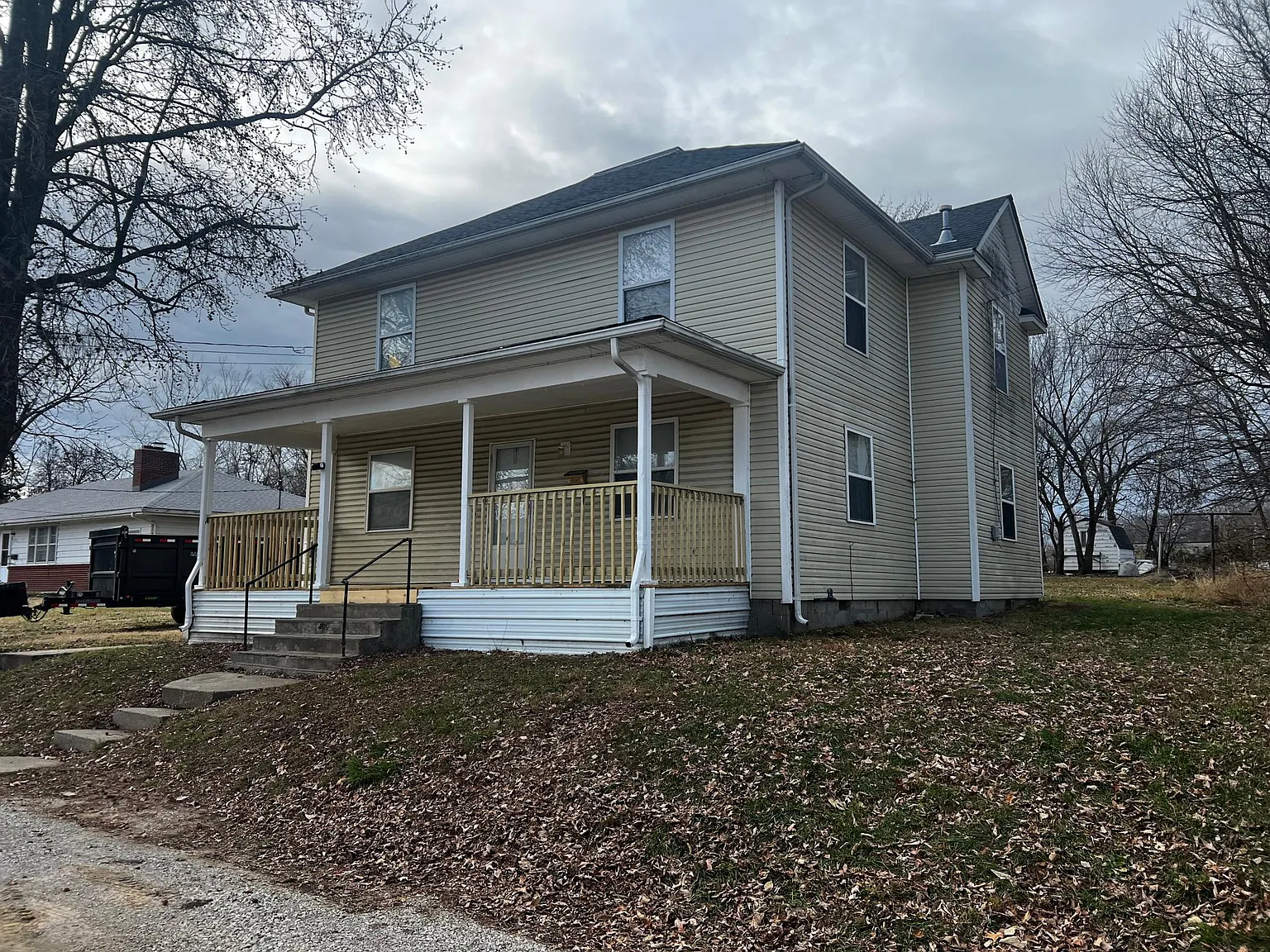 2 bed, 900 sqft, $1,050 — Photo 3