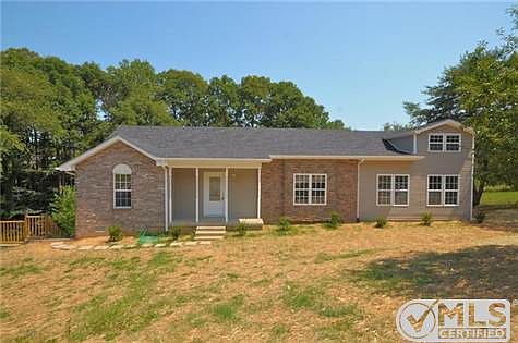 1st image of 1004 Rose Ct