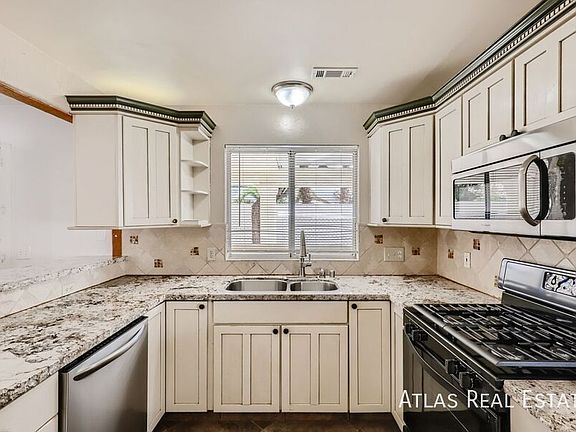 5th image of 7701 Gatewood Terrace Ln