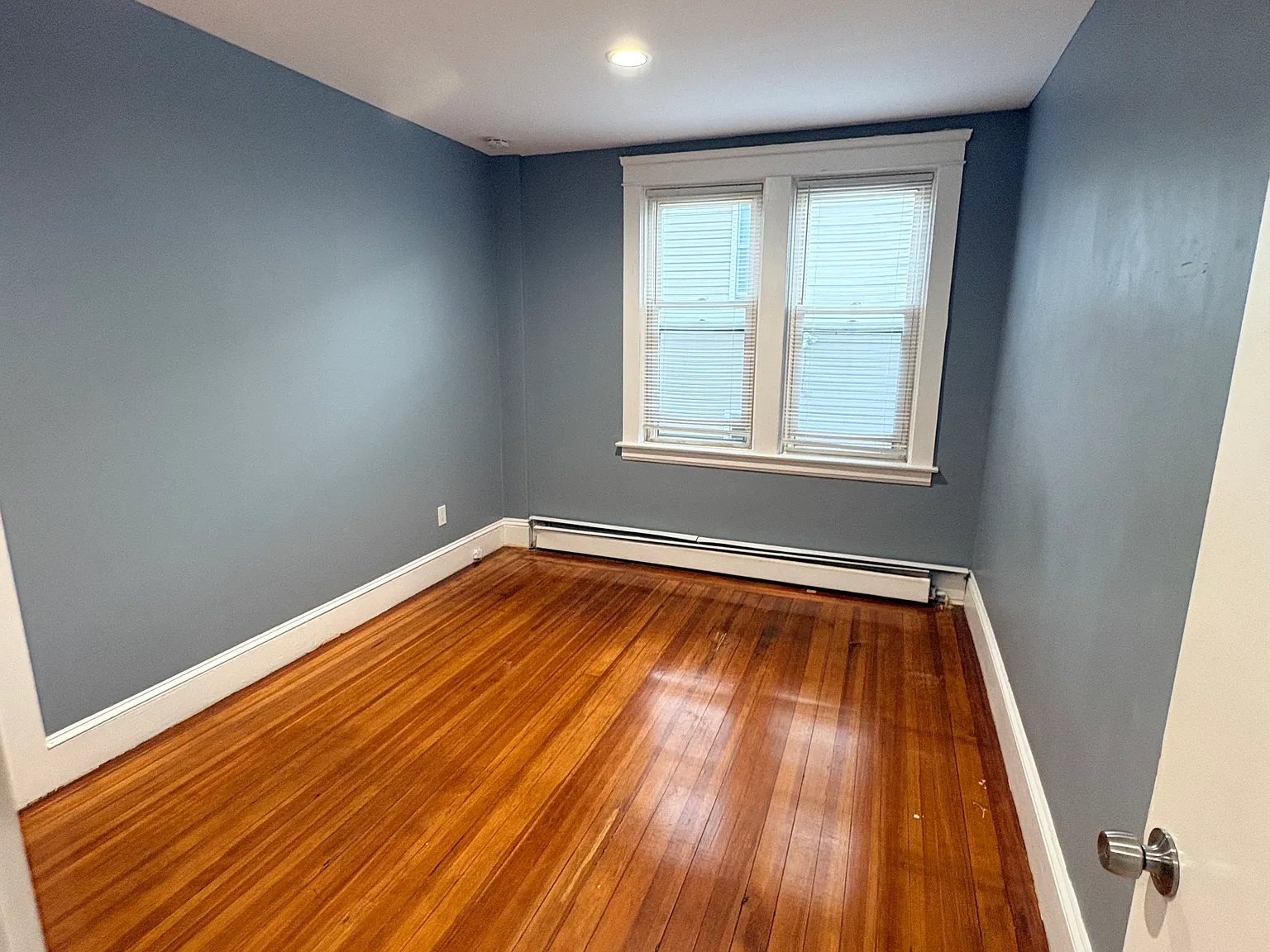 2 bed, 1000 sqft, $2,095 — Photo 4